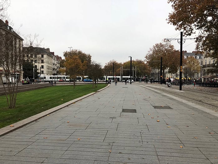 Study of Historicity and Placeness of the city of Nantes, France – Based on Historical and Cultural Traces of the Island of Nantes and Current State of Their Uses in Urban Regeneration Project - Jo Do-hee